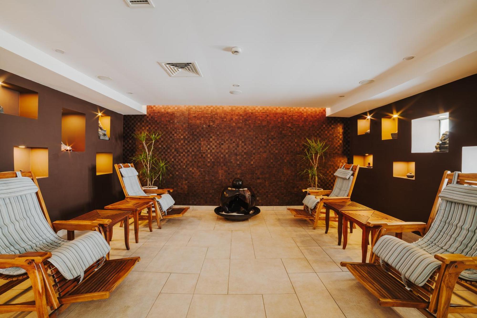 Arkin Palm Beach Hotel Famagusta (Northern Cyprus) Exterior foto